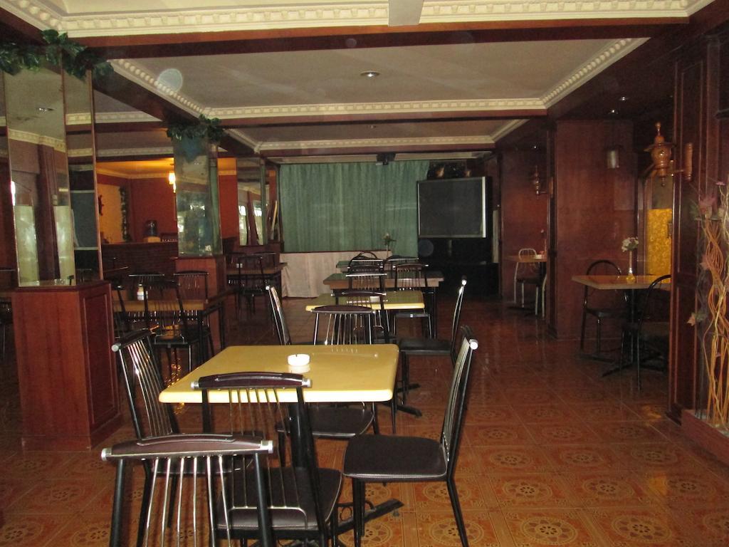 Hotel Istana Makassar Ngoại thất bức ảnh