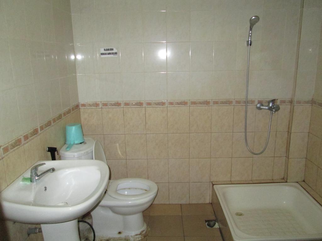 Hotel Istana Makassar Phòng bức ảnh