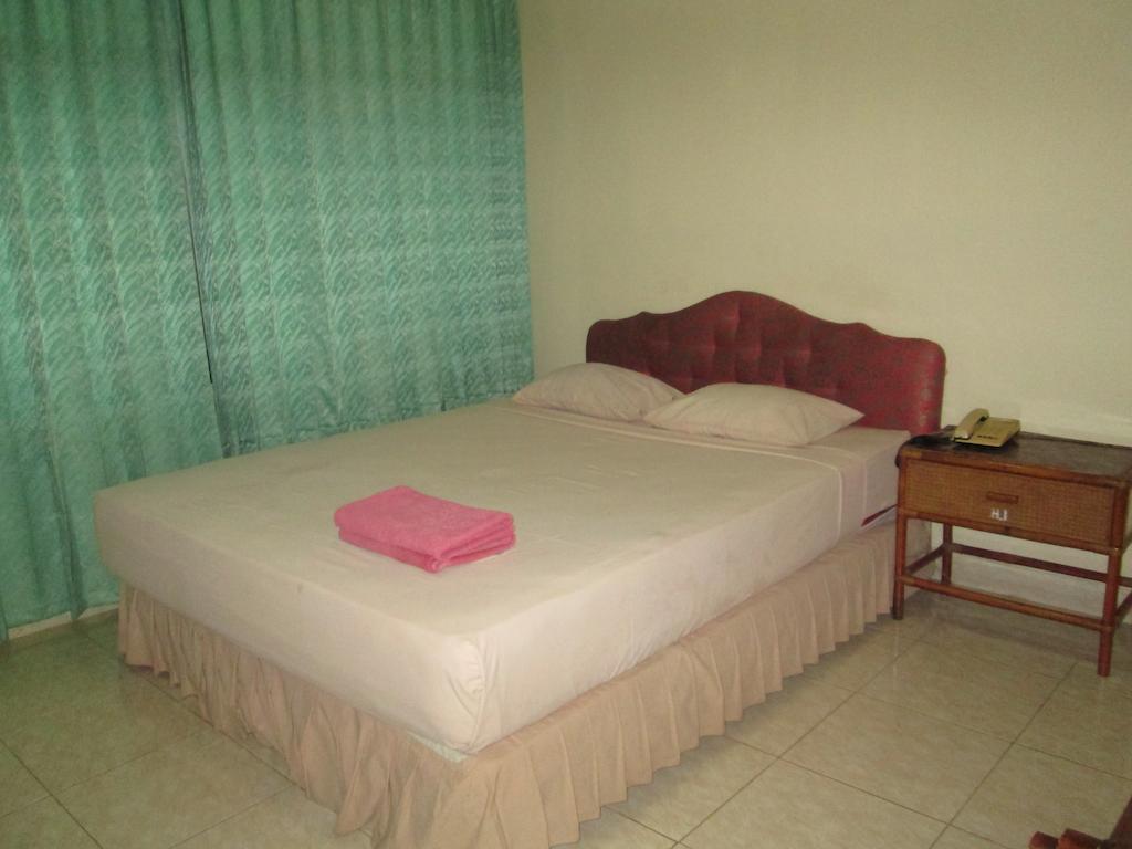 Hotel Istana Makassar Ngoại thất bức ảnh